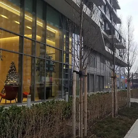 Waterfront Lux 1 Apartment Belgrade