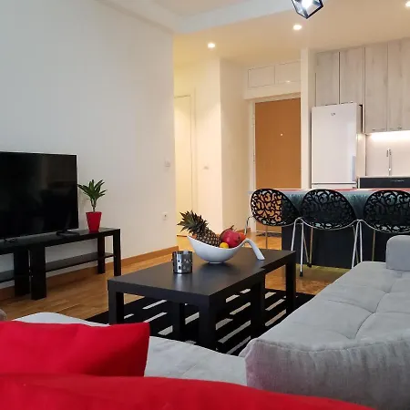 Apartment Waterfront Lux 1 *