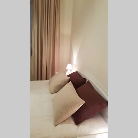 アパート Waterfront Lux 1 ベオグラード