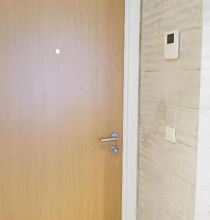 アパート Waterfront Lux 1 ベオグラード